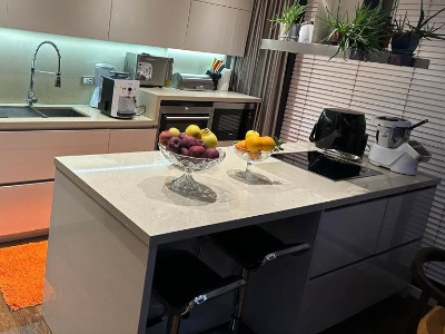 Veshje kuzhine me kuartz Veshje kuzhine me kuartz